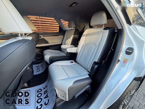 Lexus RX 2018 - фото 29
