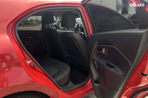 Kia Rio 2011 - фото 11
