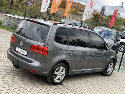Volkswagen Touran 2011 - фото 15