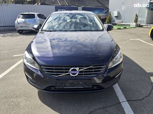 Volvo S60 2015 - фото 8