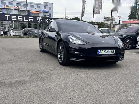Tesla Model 3 2021 - фото 6