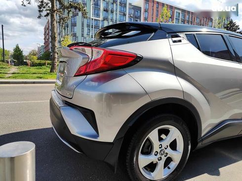 Toyota C-HR 2016 - фото 19