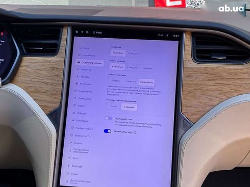 Tesla Model S 2019 - фото 20