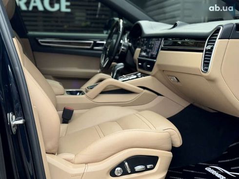 Porsche Cayenne Coupe 2019 - фото 22