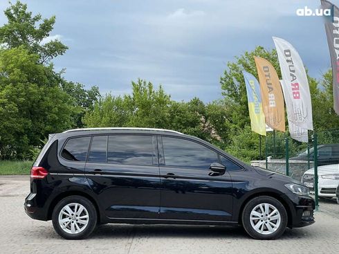 Volkswagen Touran 2020 - фото 23