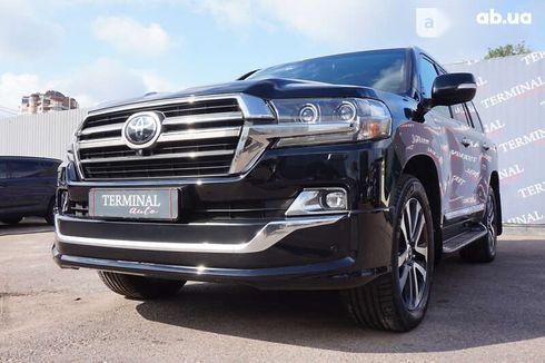 Toyota Land Cruiser 2019 - фото 9