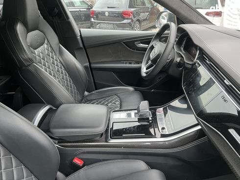 Audi SQ8 2021 - фото 34