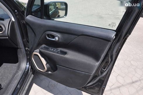 Jeep Renegade 2016 - фото 24