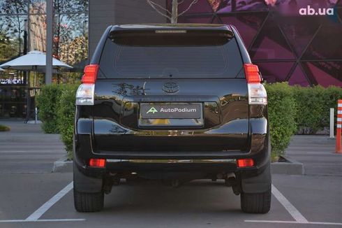 Toyota Land Cruiser Prado 2012 - фото 10