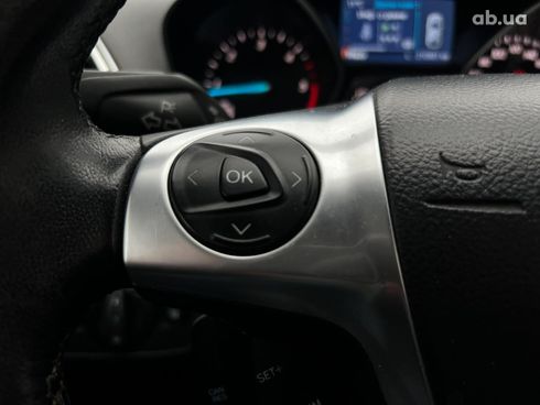 Ford Kuga 2015 белый - фото 13