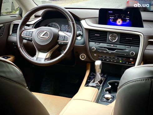 Lexus RX 2018 - фото 26