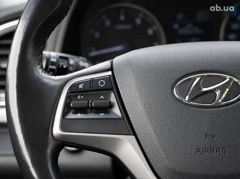 Hyundai Elantra 2018 - фото 19