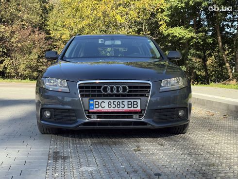 Audi A4 2010 серый - фото 2