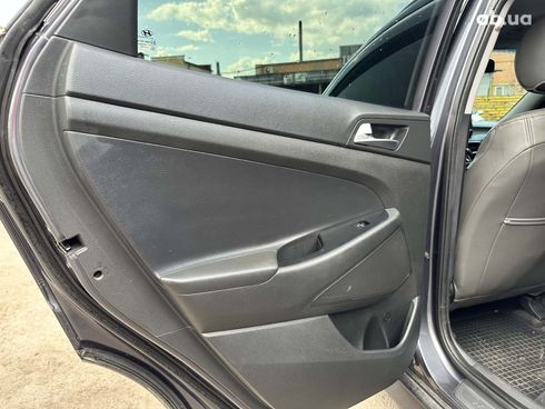 Hyundai Tucson 2019 серый - фото 12