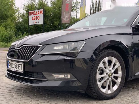 Skoda Superb 2016 - фото 12