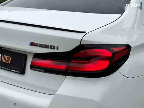 BMW 5 серия 2020 - фото 13