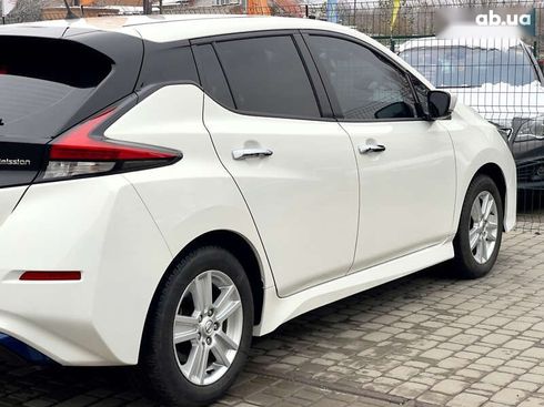 Nissan Leaf 2022 - фото 25