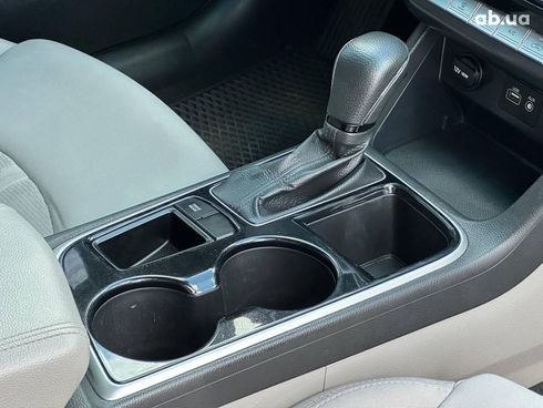 Hyundai Sonata 2018 серый - фото 35