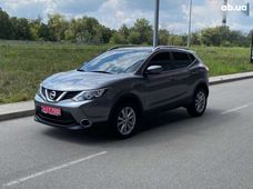 Продажа б/у Nissan Qashqai 2015 года в Киеве - купить на Автобазаре