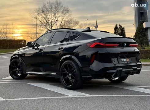 BMW X6 M 2022 - фото 9