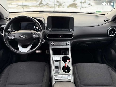 Hyundai Kona Electric 2021 - фото 7