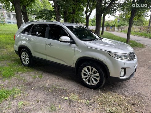 Kia Sorento 2014 серый - фото 4
