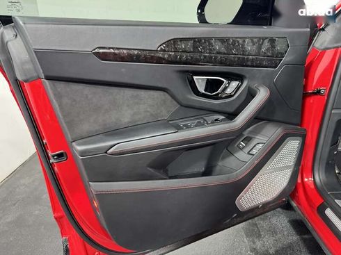 Lamborghini Urus 2021 - фото 26