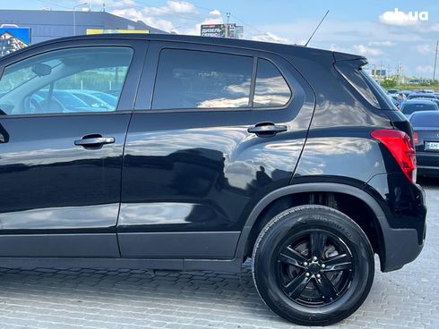 Chevrolet Trax 2018 черный - фото 11