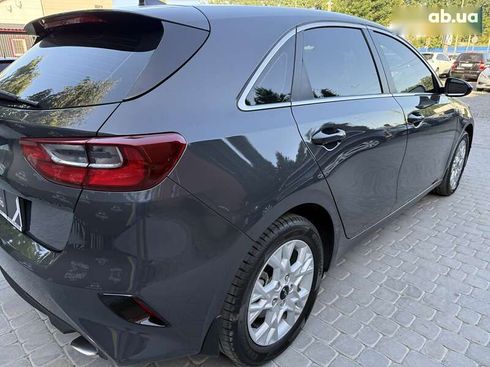 Kia Cee'd 2022 - фото 28