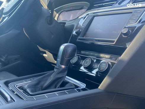 Volkswagen Passat 2015 - фото 8