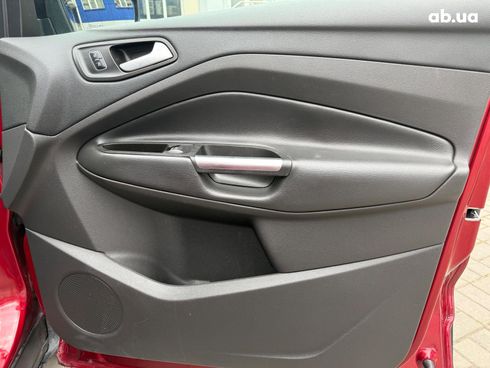 Ford Escape 2017 красный - фото 17