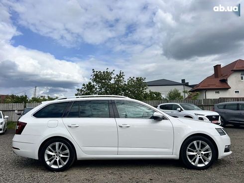 Skoda Octavia 2020 - фото 9