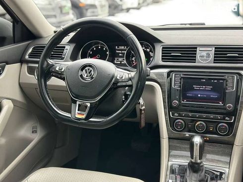 Volkswagen Passat 2016 - фото 25