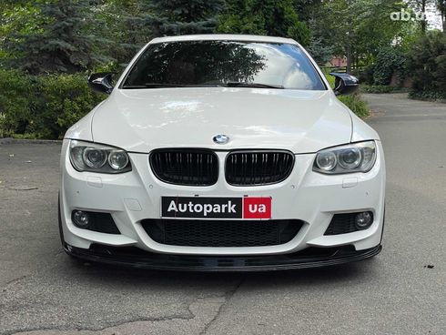 BMW 3 серия 2010 белый - фото 2