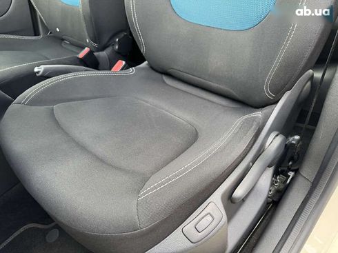 Renault Captur 2019 - фото 18