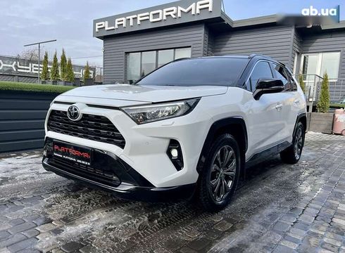 Toyota RAV4 2023 - фото 3