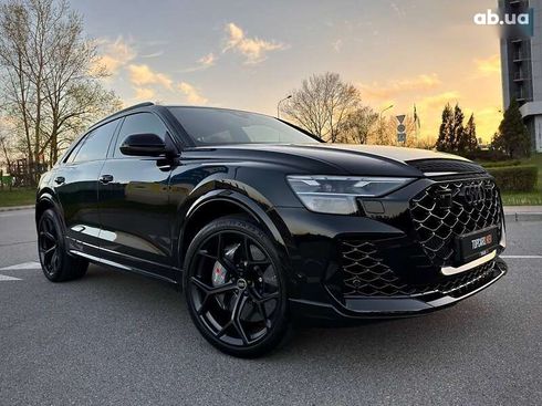 Audi RS Q8 2025 - фото 14