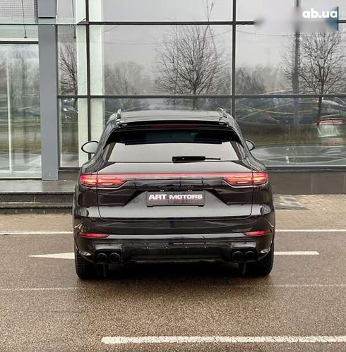 Porsche Cayenne 2019 - фото 6