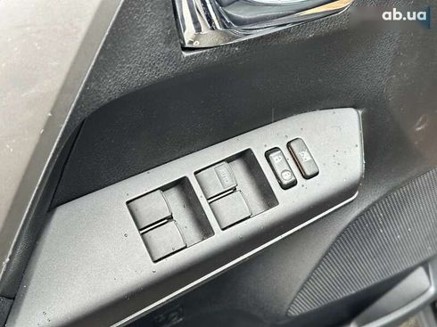 Toyota RAV4 2016 - фото 19