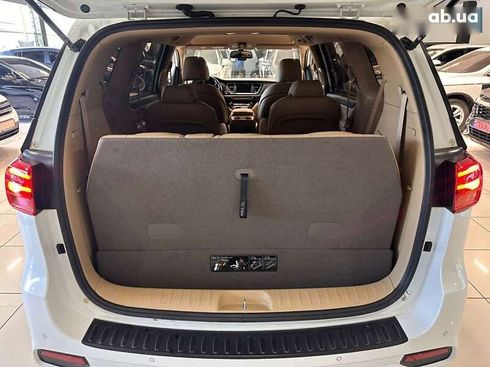 Kia Carnival 2020 - фото 9