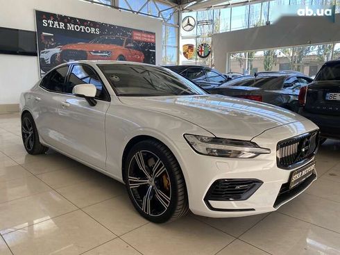Volvo S60 2019 - фото 10