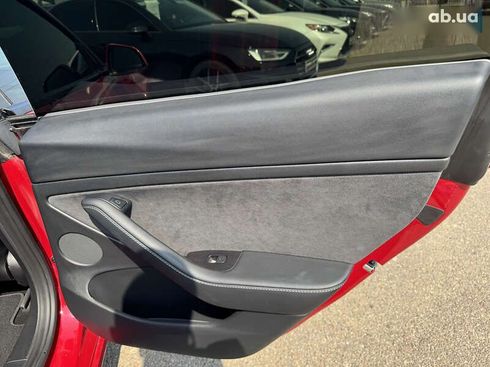Tesla Model 3 2021 - фото 25