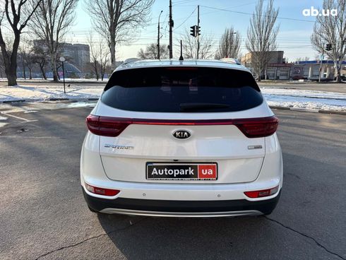 Kia Sportage 2017 белый - фото 4