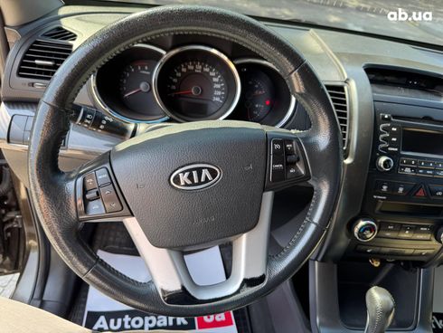 Kia Sorento 2010 коричневый - фото 20