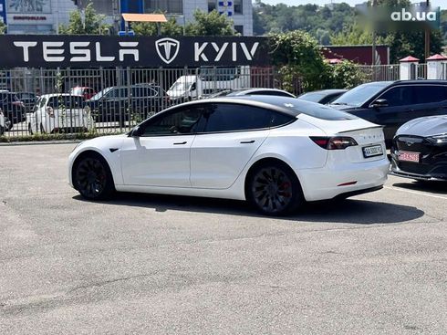 Tesla Model 3 2021 - фото 12