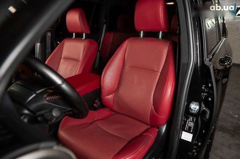 Lexus GX 2021 - фото 18