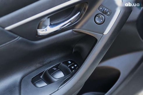 Nissan Altima 2015 - фото 24