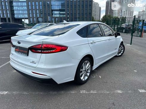 Ford Fusion 2019 - фото 11