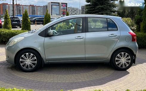 Toyota Yaris 2006 - фото 4