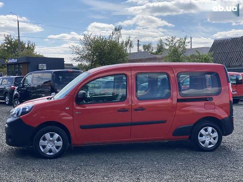 Renault Kangoo 2018 - фото 12